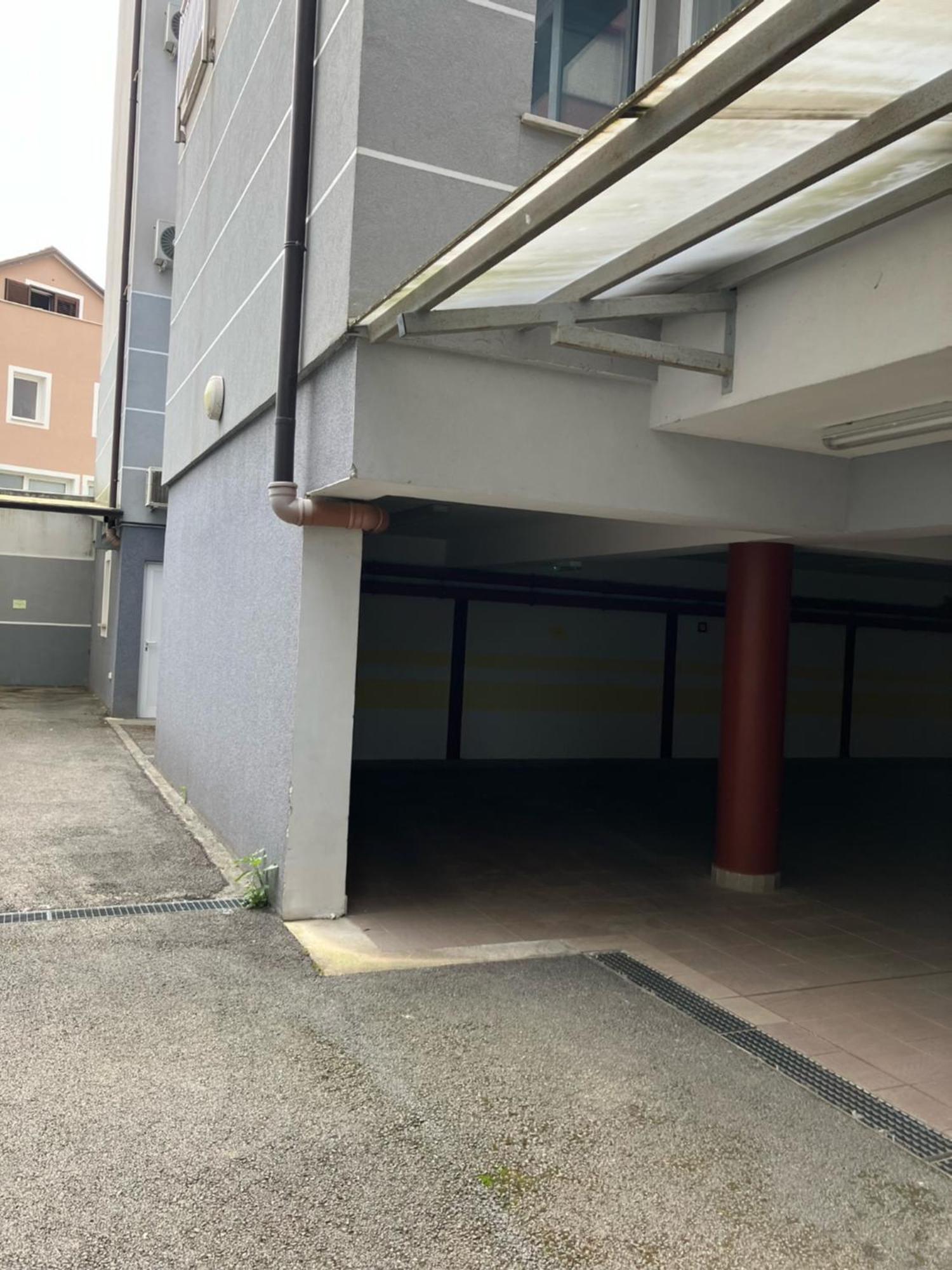 Apartment Capriati With Parking Garage อูมัค ภายนอก รูปภาพ
